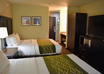 Comfort Inn & Suites Fruita - Grand Junction hotel thumbnail 7
