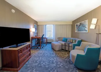 Courtyard by Marriott Chapel Hill hotel thumbnail 8