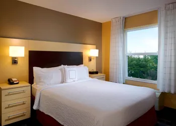 TownePlace Suites by Marriott Jacksonville hotel thumbnail 4