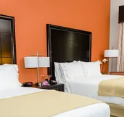 Holiday Inn Express & Suites Austin NW - Arboretum Area by IHG hotel detail image 3