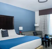 Holiday Inn Express & Suites Austin NW - Arboretum Area by IHG hotel detail image 4