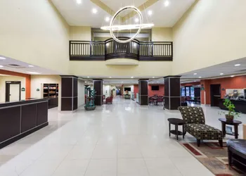 Wingate by Wyndham Lake Charles Casino Area hotel thumbnail 3