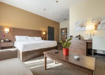 Imperia Hotel & Suites Terrebonne hotel thumbnail 6