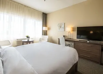 Imperia Hotel & Suites Terrebonne hotel thumbnail 8