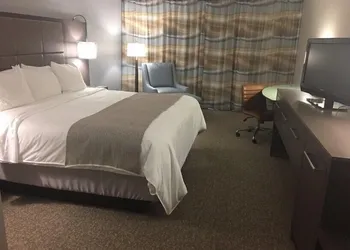 Radisson Hotel Hauppauge-Long Island hotel thumbnail 4