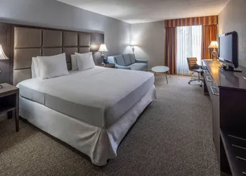 Radisson Hotel Hauppauge-Long Island hotel thumbnail 8