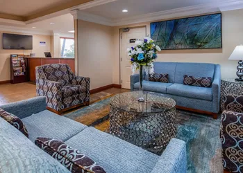 Best Western Plus Bradenton Hotel & Suites hotel thumbnail 2
