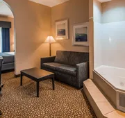 Best Western Plus Bradenton Hotel & Suites hotel detail image 5