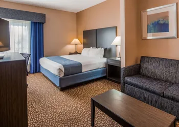 Best Western Plus Bradenton Hotel & Suites hotel thumbnail 6