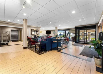 SureStay Plus by Best Western Reading North hotel thumbnail 3