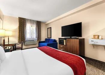 SureStay Plus by Best Western Reading North hotel thumbnail 7