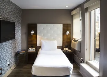 The Gallivant Times Square hotel thumbnail 6