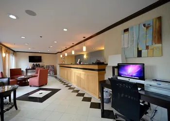 Cherry Orchard Inn hotel thumbnail 2