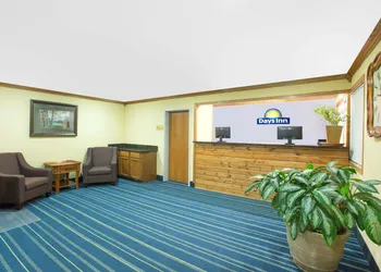 Days Inn by Wyndham Grand Island hotel thumbnail 5
