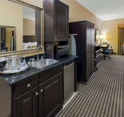 Best Western Sunrise Inn & Suites hotel detail image 7