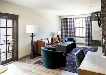 Holiday Inn Resort Deadwood Mountain Grand by IHG hotel thumbnail 5