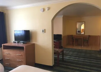 Surf Motel hotel thumbnail 6