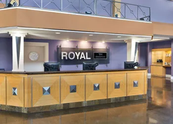 Royal Hotel Edmonton Airport, Trademark Collection by Wyndham hotel thumbnail 5