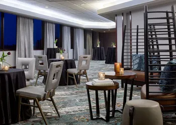 Renaissance Mobile Riverview Plaza Hotel hotel thumbnail 4