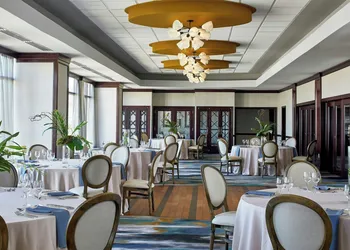 Renaissance Mobile Riverview Plaza Hotel hotel thumbnail 6