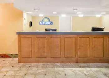Days Inn by Wyndham Roanoke/Hollins Near I-81 hotel thumbnail 3