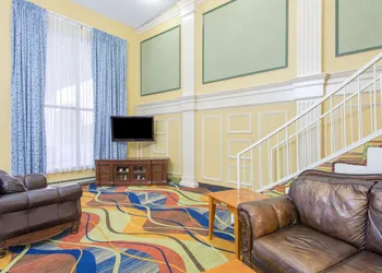 Days Inn by Wyndham Roanoke/Hollins Near I-81 hotel thumbnail 4