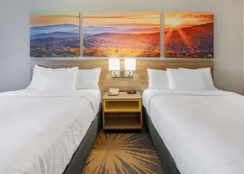 Days Inn by Wyndham Roanoke/Hollins Near I-81 hotel thumbnail 6