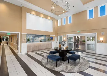 Best Western Plus Marina Gateway Hotel hotel thumbnail 2