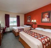 Super 8 by Wyndham St Robert Ft Leonard Wood Area hotel detail image 4
