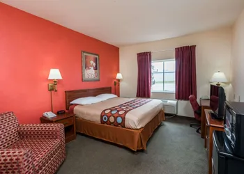 Super 8 by Wyndham St Robert Ft Leonard Wood Area hotel thumbnail 5