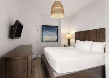 Wyndham Garden Fort Walton Beach Destin hotel thumbnail 8