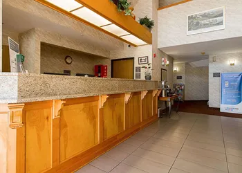 Econo Lodge Buckley Bonney Lake hotel thumbnail 2