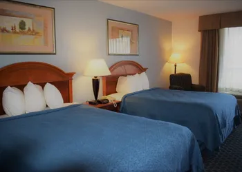 Texas Inn & Suites-Denton hotel thumbnail 3