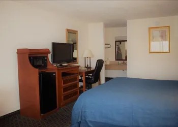 Texas Inn & Suites-Denton hotel thumbnail 5