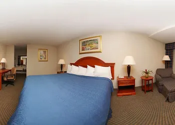 Texas Inn & Suites-Denton hotel thumbnail 7