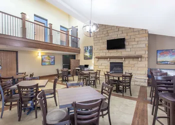 AmericInn by Wyndham Mankato Event Center hotel thumbnail 2