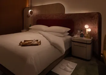 Pier Sixty-Six (Pier 66) hotel thumbnail 8