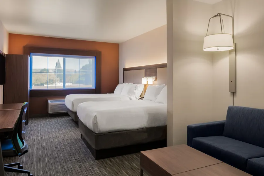 Holiday Inn Express & Suites Oroville Lake by IHG hotel detail image 2