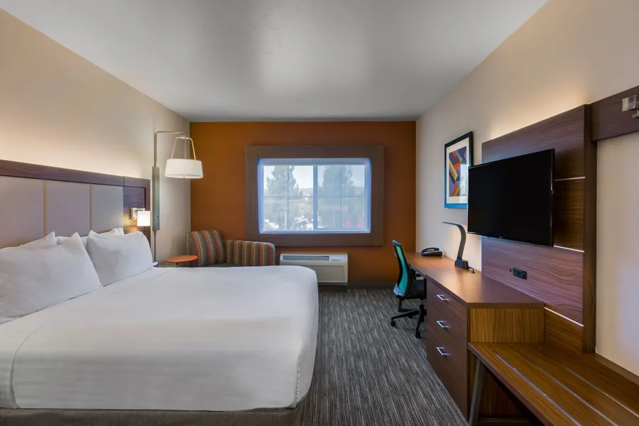 Holiday Inn Express & Suites Oroville Lake by IHG hotel detail image 6