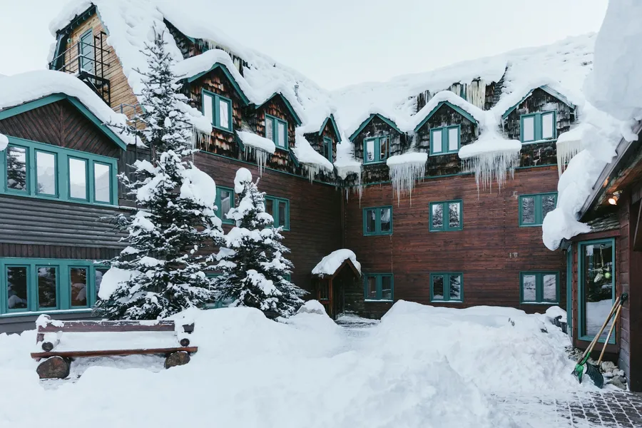 Deer Lodge hotel detail image 2