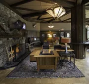 Deer Lodge hotel detail image 4