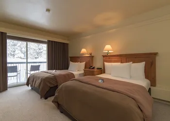 Deer Lodge hotel thumbnail 7
