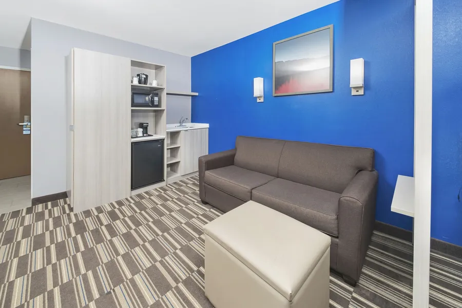 Microtel Inn & Suites by Wyndham Bethel/Danbury hotel detail image 6