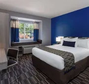 Microtel Inn & Suites by Wyndham Bethel/Danbury hotel detail image 7