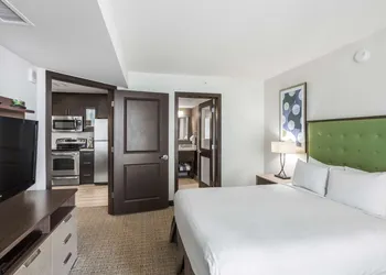 Hilton Vacation Club Oceanaire Virginia Beach hotel thumbnail 4