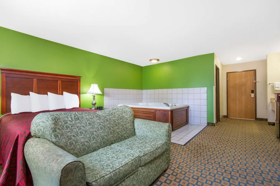 Days Inn & Suites by Wyndham Wichita hotel detail image 6