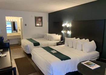 Baymont by Wyndham Petoskey hotel thumbnail 7