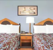 Belmont inn hotel detail image 4