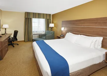 Holiday Inn Express Sheboygan-Kohler by IHG hotel thumbnail 2