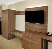 Holiday Inn Express Sheboygan-Kohler by IHG hotel detail image 3